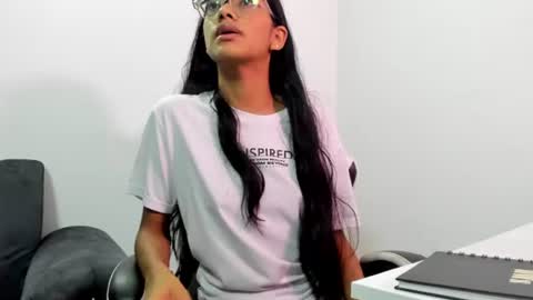 Snapshot of nira_lux chatting on 26, 6, 2026 Nira Lux online show from 26, 6, 2026