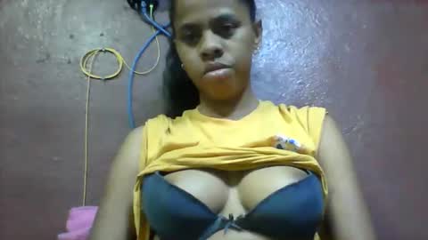 Snapshot of nirinahfy chatting on 17, 10, 2025 nirinahfy online show from 17, 10, 2025