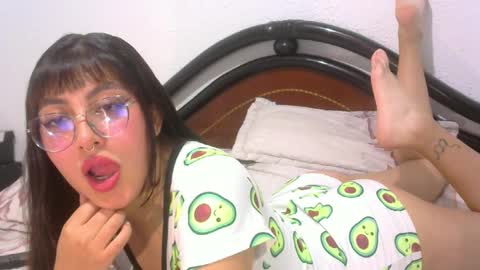 Snapshot of nirit3183 chatting on 7, 3, 2025 Daph J online show from 7, 3, 2025