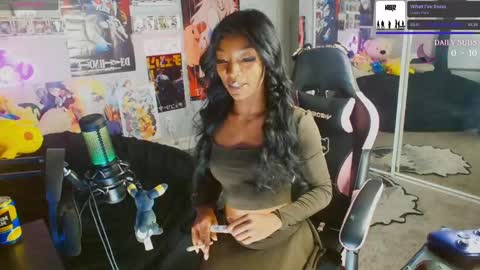 NIVIA WOLFE online show from 13, 2, 2025