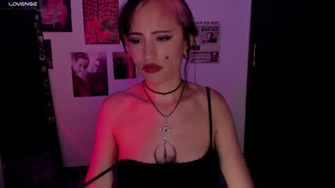 Snapshot of nixxie_ chatting on 6, 7, 2026 Nixxie online show from 6, 7, 2026
