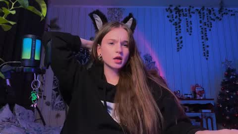 Tears Lora online show from 3, 2, 2025