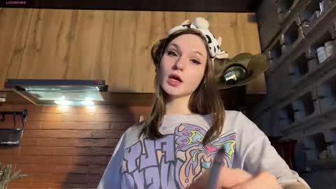 Snapshot of nloraaa chatting on 8, 2, 2026 Tears Lora online show from 8, 2, 2026