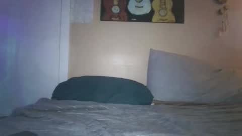 Leah online show from 7, 10, 2025