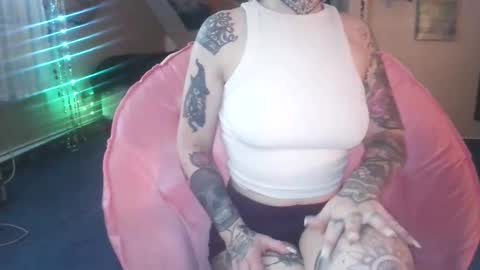 Leah online show from 16, 12, 2025