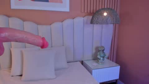 Noa online show from 8, 3, 2026