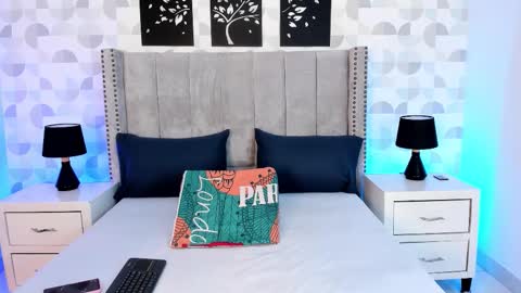 NATHALIA MORENO online show from 18, 1, 2026