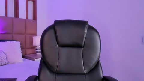 NoaDream  online show from 6, 10, 2025