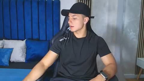 Snapshot of noah_clarkk chatting on 22, 6, 2026 Noah online show from 22, 6, 2026