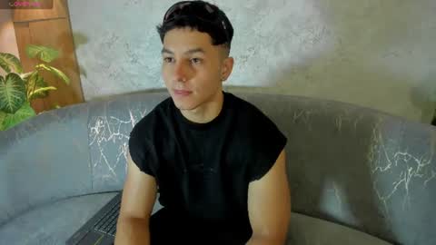 Snapshot of noah_clarkk chatting on 27, 6, 2026 Noah online show from 27, 6, 2026