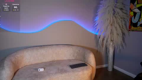 Snapshot of noah_clarkk chatting on 17, 7, 2026 Noah online show from 17, 7, 2026