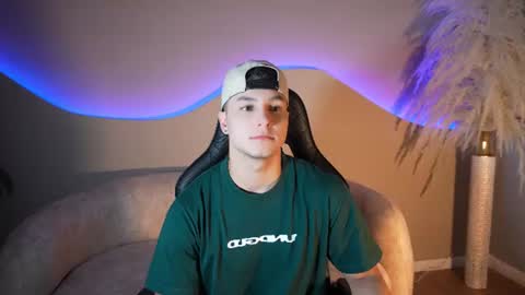 Snapshot of noah_clarkk chatting on 24, 7, 2026 Noah online show from 24, 7, 2026