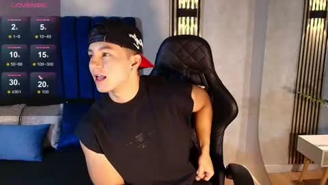 Snapshot of noah_clarkk chatting on 1, 8, 2026 Noah online show from 1, 8, 2026