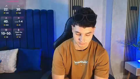 Snapshot of noah_clarkk chatting on 4, 8, 2026 Noah online show from 4, 8, 2026