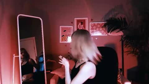 REAL name LiaDM are always open online show from 10, 10, 2025