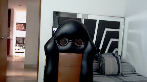 Snapshot of noah_harris01 chatting on 17, 2, 2025 Noah Harris01 online show from 17, 2, 2025