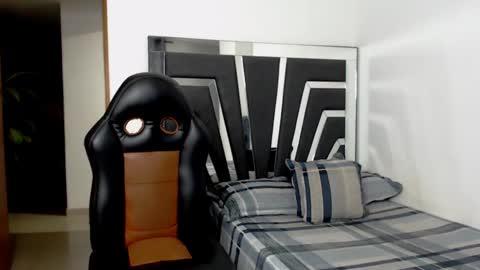 Snapshot of noah_harris01 chatting on 19, 9, 2025 Noah Harris01 online show from 19, 9, 2025