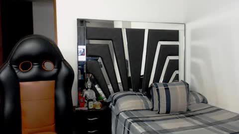 Snapshot of noah_harris01 chatting on 23, 10, 2025 Noah Harris01 online show from 23, 10, 2025