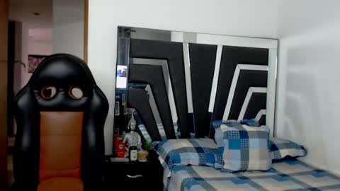 Noah Harris01 online show from 17, 2, 2026