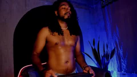 Snapshot of noah_jones__ chatting on 10, 12, 2024 Noah online show from 10, 12, 2024