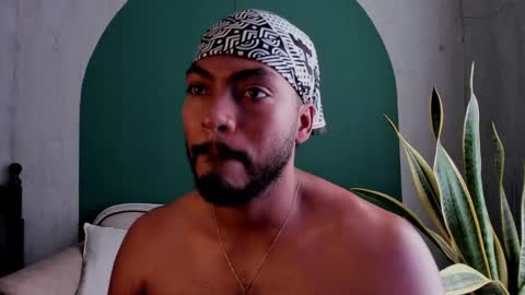 Snapshot of noah_jones__ chatting on 10, 2, 2025 Noah online show from 10, 2, 2025