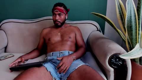 Snapshot of noah_jones__ chatting on 15, 2, 2025 Noah online show from 15, 2, 2025