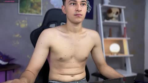 Snapshot of noah_magno chatting on 26, 3, 2026 noah online show from 26, 3, 2026