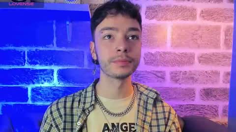    online show from 25, 9, 2025