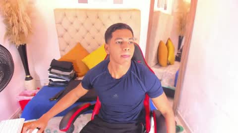 Snapshot of noah_sthone chatting on 16, 3, 2026 N O AH - S T H O N E online show from 16, 3, 2026