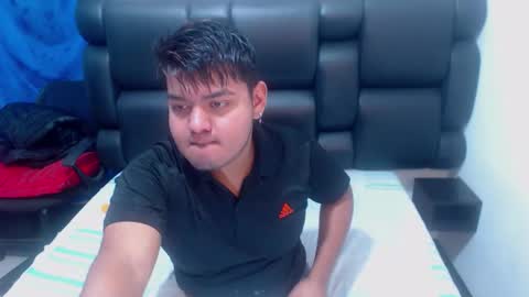 Snapshot of noahdeepthroatt chatting on 21, 3, 2026 noahdeepthroatt online show from 21, 3, 2026