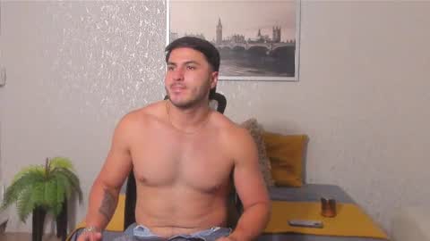 Noah Stevenss online show from 9, 8, 2026