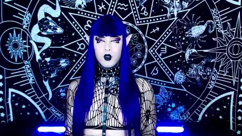 Snapshot of noamy_666 chatting on 5, 11, 2025 caroline online show from 5, 11, 2025