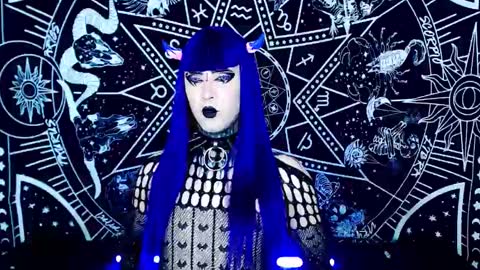 Snapshot of noamy_666 chatting on 15, 11, 2025 caroline online show from 15, 11, 2025