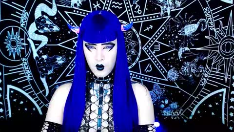 Snapshot of noamy_666 chatting on 17, 11, 2025 caroline online show from 17, 11, 2025