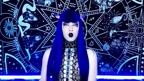 Snapshot of noamy_666 chatting on 30, 11, 2025 caroline online show from 30, 11, 2025