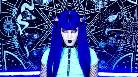 Snapshot of noamy_666 chatting on 5, 12, 2025 caroline online show from 5, 12, 2025