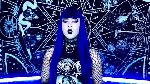 Snapshot of noamy_666 chatting on 19, 12, 2025 caroline online show from 19, 12, 2025