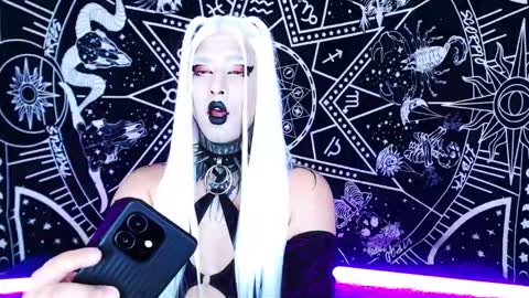 Snapshot of noamy_666 chatting on 29, 3, 2026 caroline online show from 29, 3, 2026