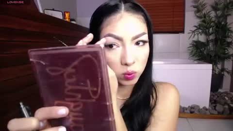 Noa Stone online show from 15, 6, 2026