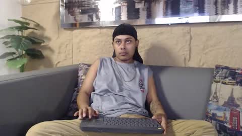 Snapshot of noha__scott chatting on 3, 3, 2026 noha online show from 3, 3, 2026