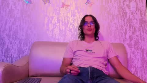 Snapshot of noha_castellano chatting on 17, 3, 2026 online show from 17, 3, 2026