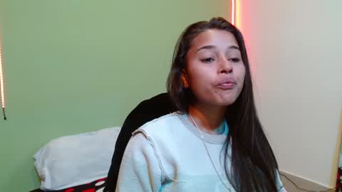 Snapshot of noha_thomson chatting on 12, 12, 2024 Noha Thomson online show from 12, 12, 2024