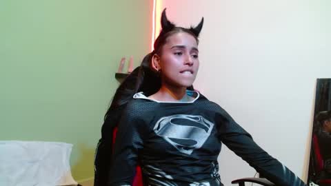 Snapshot of noha_thomson chatting on 19, 12, 2024 Noha Thomson online show from 19, 12, 2024