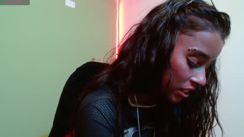 Snapshot of noha_thomson chatting on 17, 1, 2025 Noha Thomson online show from 17, 1, 2025