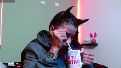 Snapshot of noha_thomson chatting on 3, 2, 2025 Noha Thomson online show from 3, 2, 2025