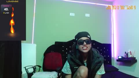 Snapshot of noha_thomson chatting on 21, 10, 2025 Noha Thomson online show from 21, 10, 2025