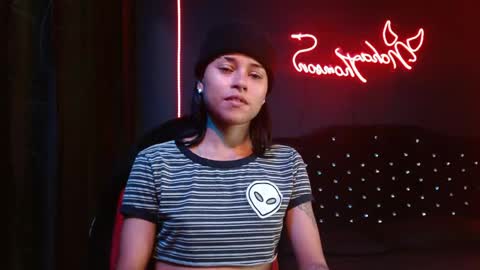 Noha Thomson online show from 8, 5, 2026
