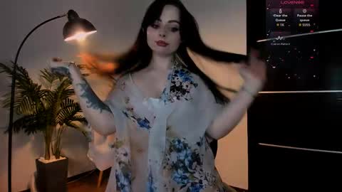 Snapshot of noirael chatting on 8, 4, 2026 Noirael online show from 8, 4, 2026