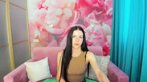 Snapshot of noirdiva chatting on 26, 6, 2026 NoirDiva online show from 26, 6, 2026