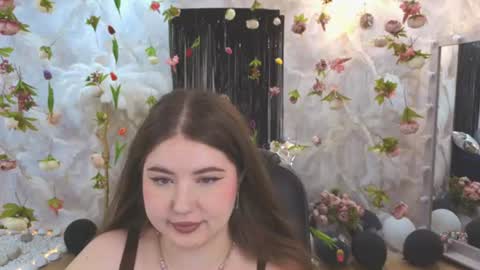 noirwhisper online show from 22, 7, 2026